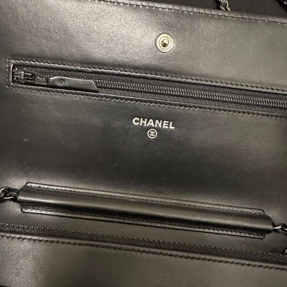 Chanel Wallet on Chain - Picture 2 of 13